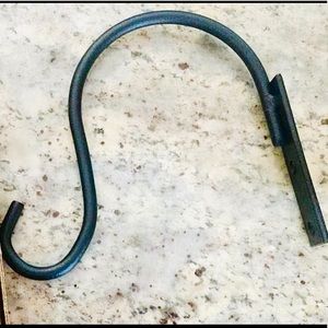 SLAH Iron Collection 7 Inch Hook NWOB